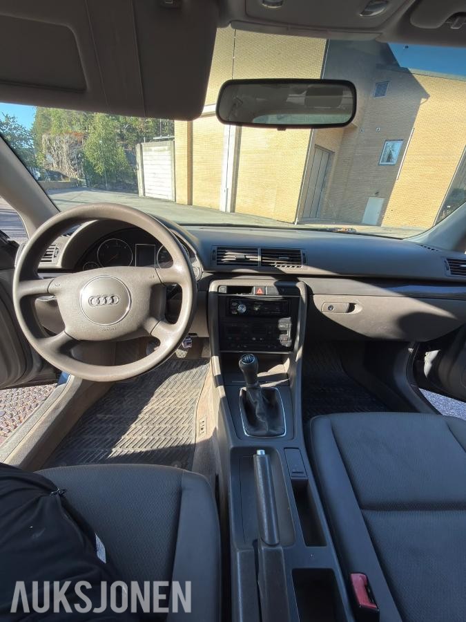 2002 AUDI A4 1.9 TDI 131HK EU OK TIL 08.2027
