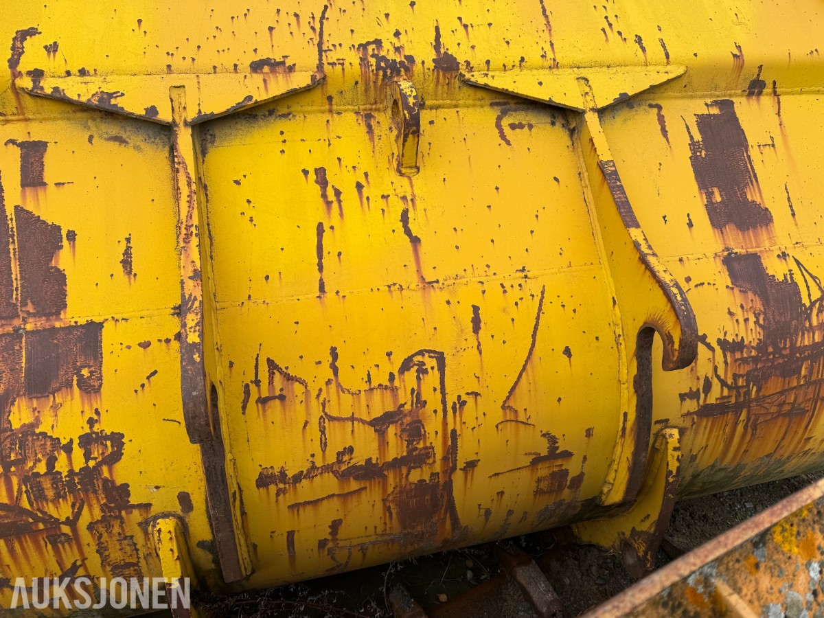 1986 Komatsu WA 200 Hjullaster m/Pallegaffel og 2 skuffer