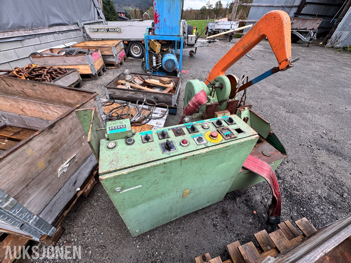 Huber & Moser KG automatisk metallsag – 380 V – automatisk mating – kjøling
