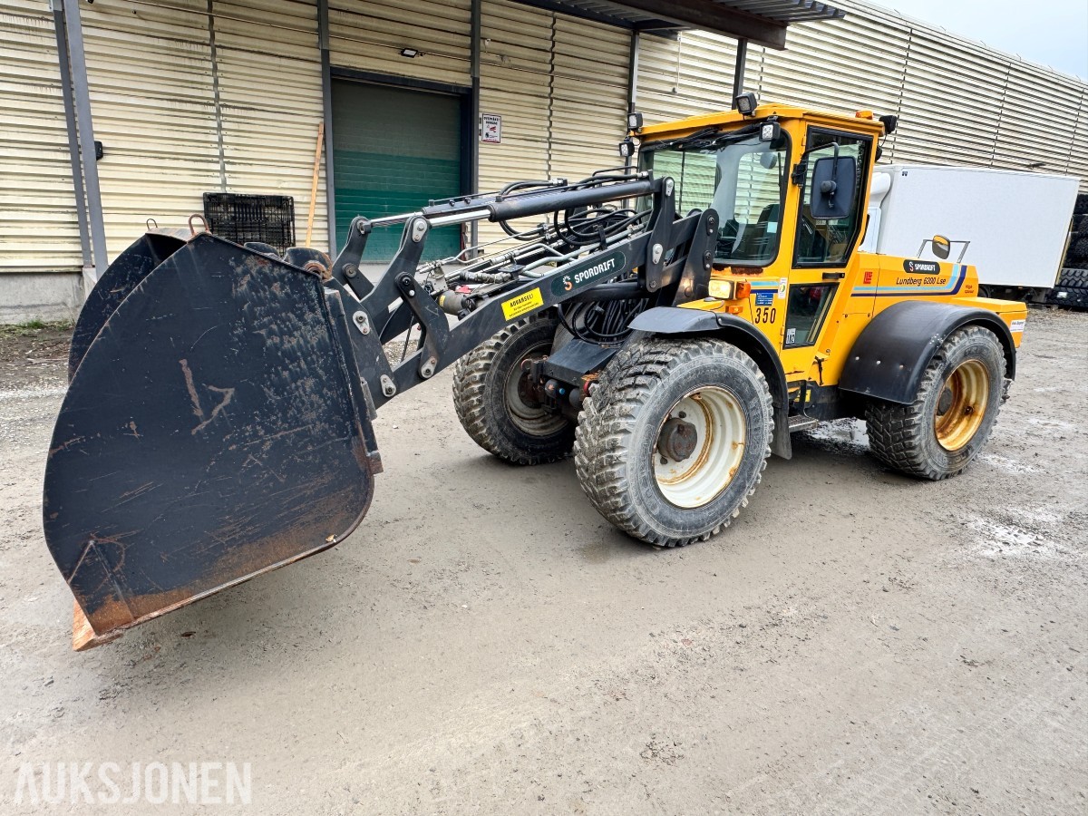 2011 Lundberg 345 LSE med skuffe kun 3155 timer