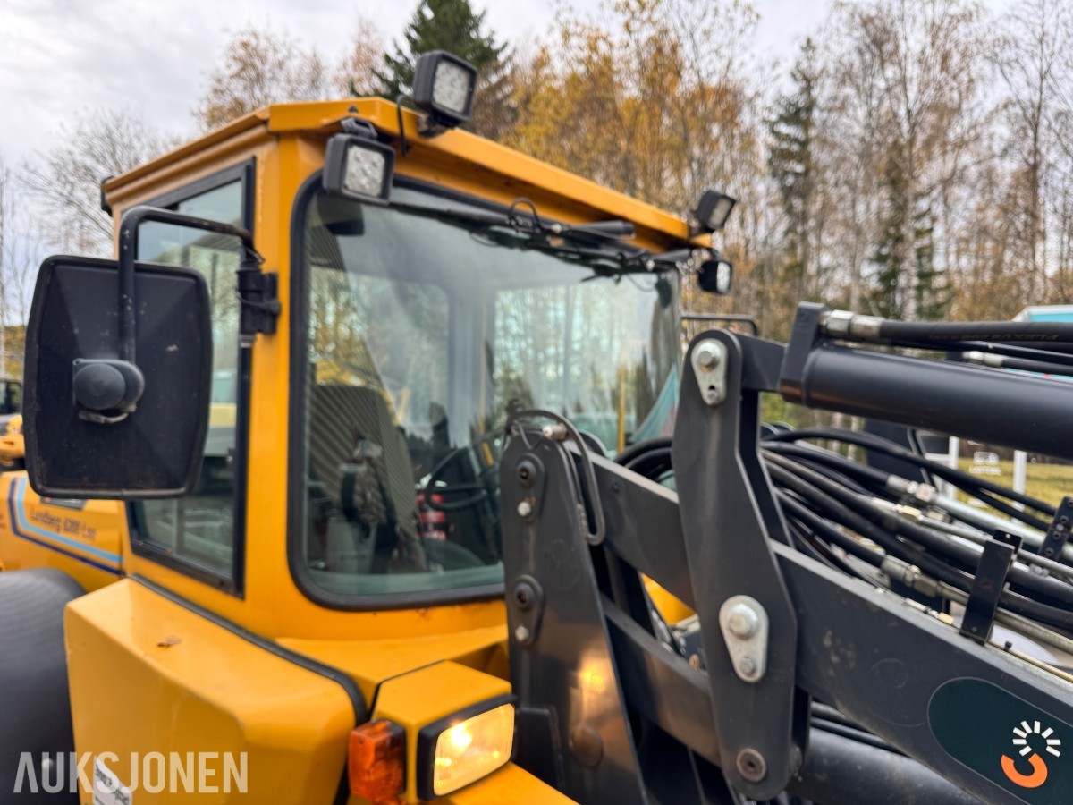 2011 Lundberg 345 LSE med skuffe kun 3155 timer