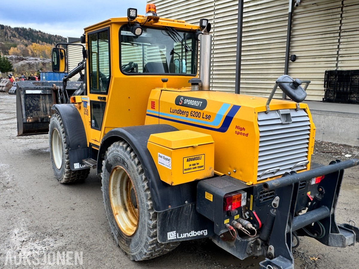 2011 Lundberg 345 LSE med skuffe kun 3155 timer
