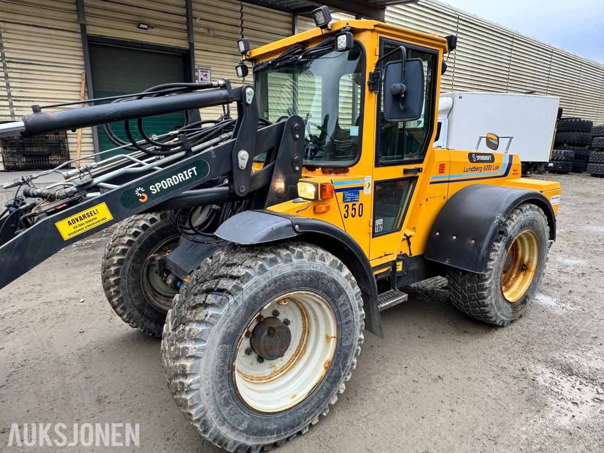 2011 Lundberg 345 LSE med skuffe kun 3155 timer