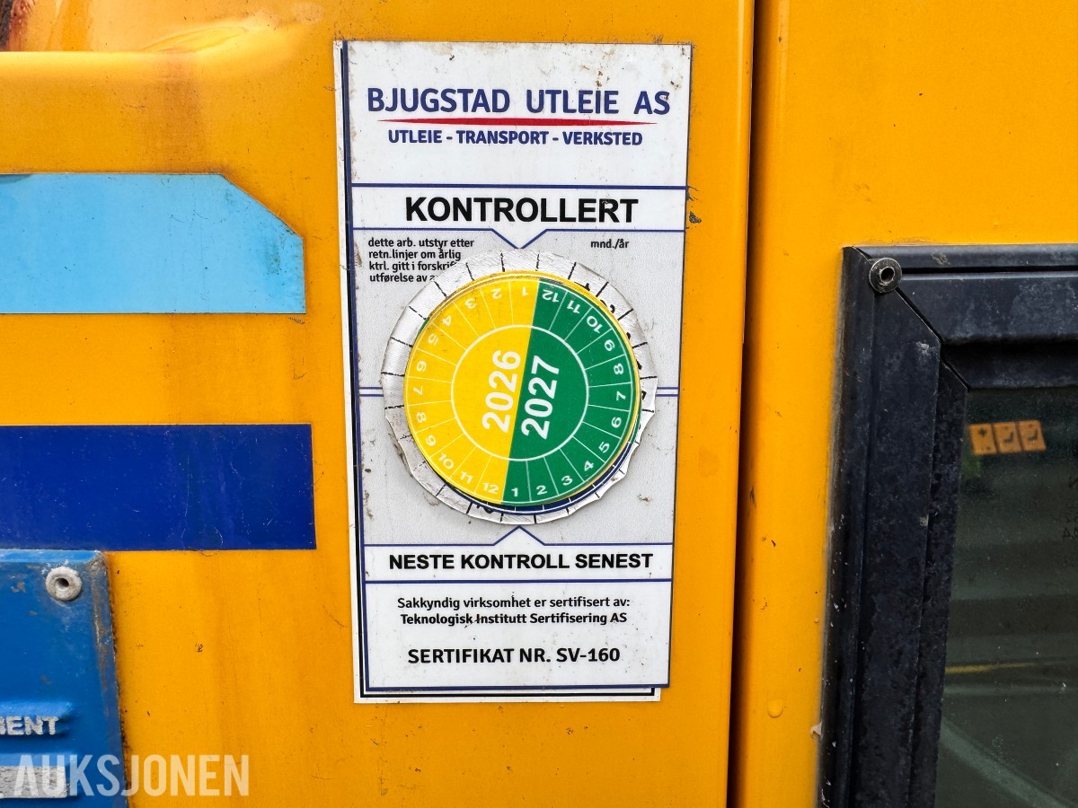 2011 Lundberg 345 LSE med skuffe kun 3155 timer