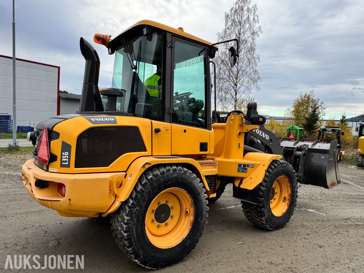 2015 Volvo L35G Hjullaster, 1614 timer, skuffe, hydraulikkuttak