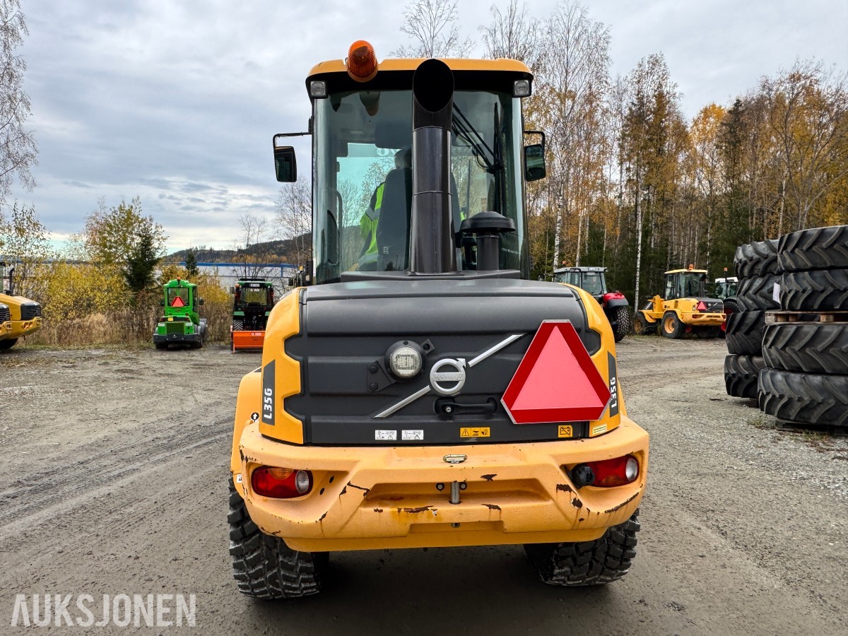 2015 Volvo L35G Hjullaster, 1614 timer, skuffe, hydraulikkuttak