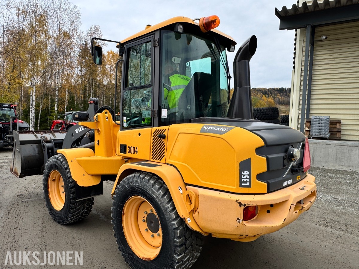 2015 Volvo L35G Hjullaster, 1614 timer, skuffe, hydraulikkuttak
