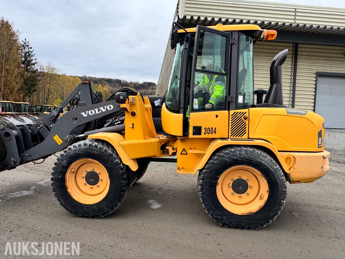 2015 Volvo L35G Hjullaster, 1614 timer, skuffe, hydraulikkuttak