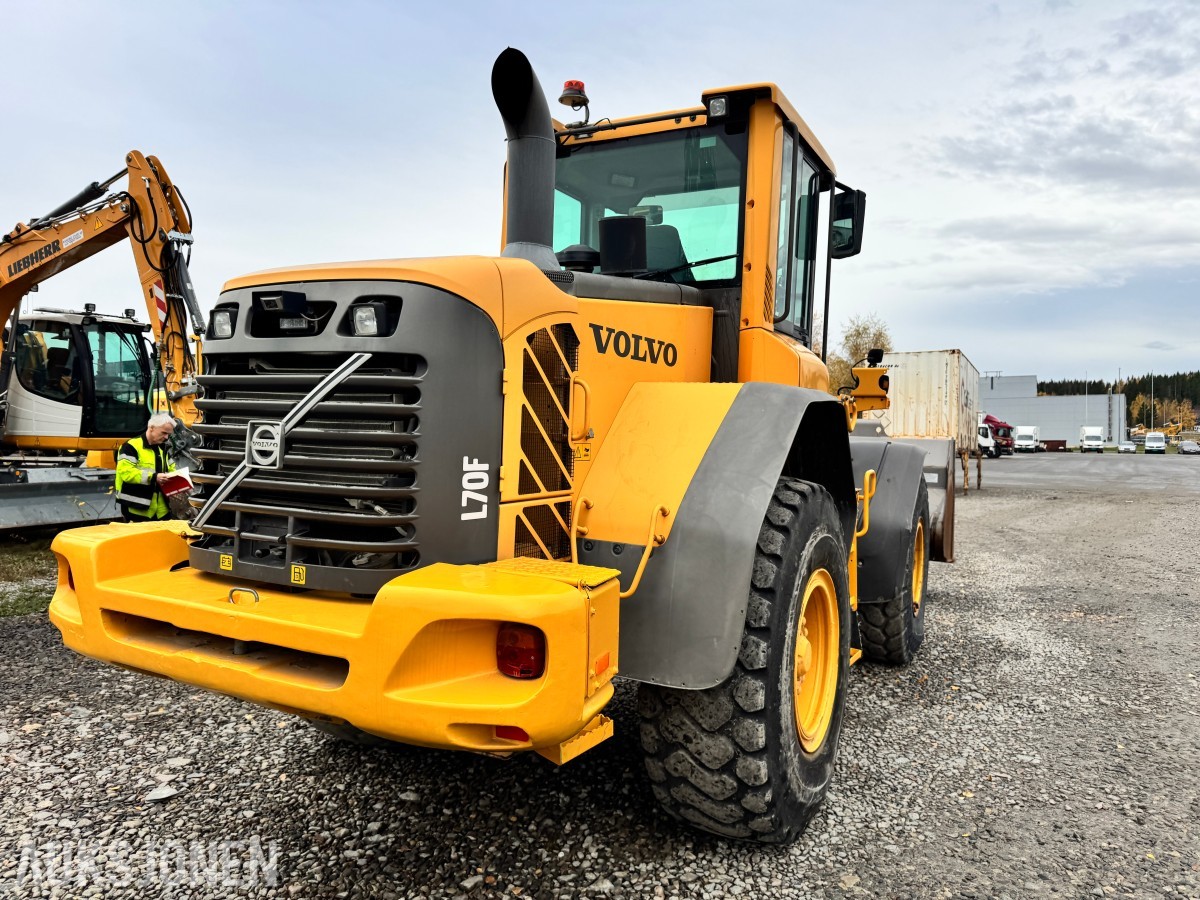 2010 Volvo L70F Hjullaster, 6694 t, skuffe, BM-feste, sentralsmøring
