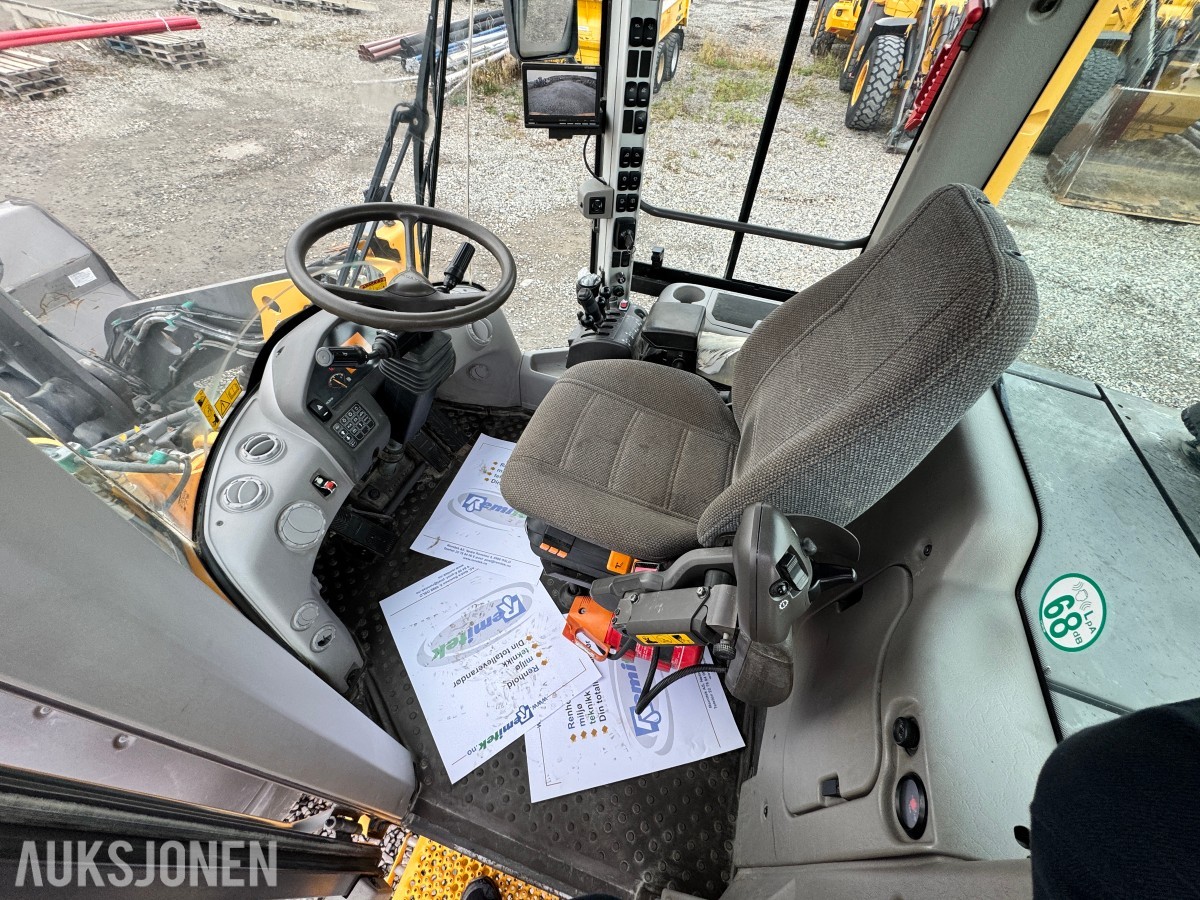 2010 Volvo L70F Hjullaster, 6694 t, skuffe, BM-feste, sentralsmøring