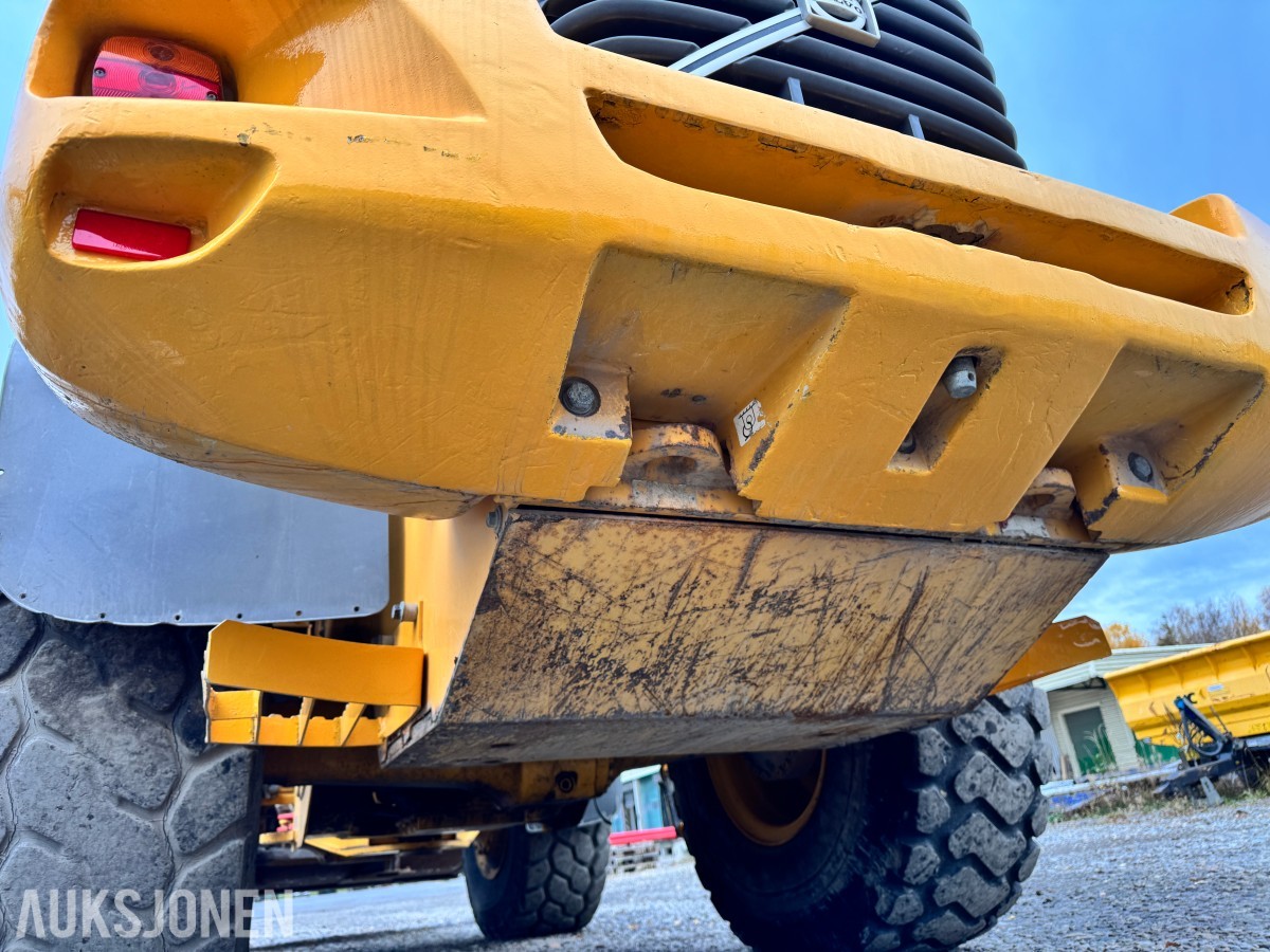 2010 Volvo L70F Hjullaster, 6694 t, skuffe, BM-feste, sentralsmøring