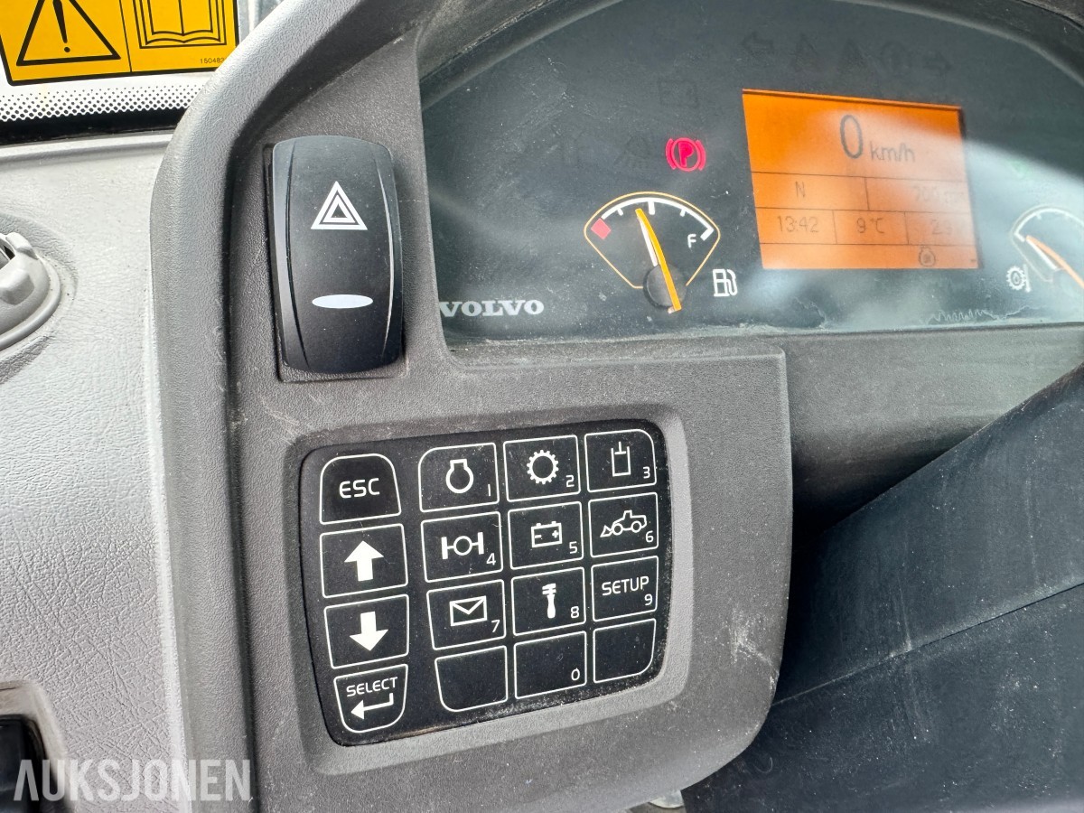 2010 Volvo L70F Hjullaster, 6694 t, skuffe, BM-feste, sentralsmøring
