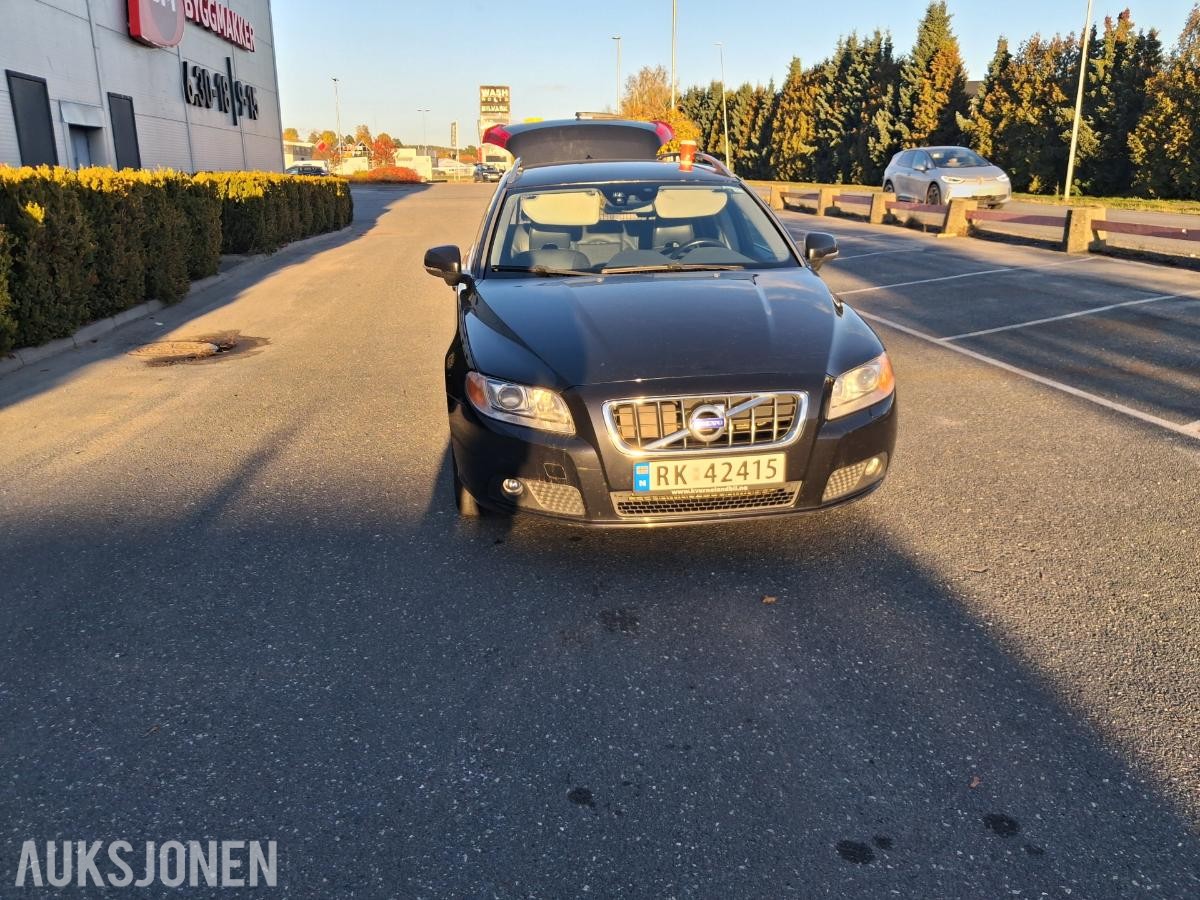 2012 VOLVO V70 1.6 DIESEL 114HK SKINNSETER S+V DEKK *INGEN MINSTEPRIS*