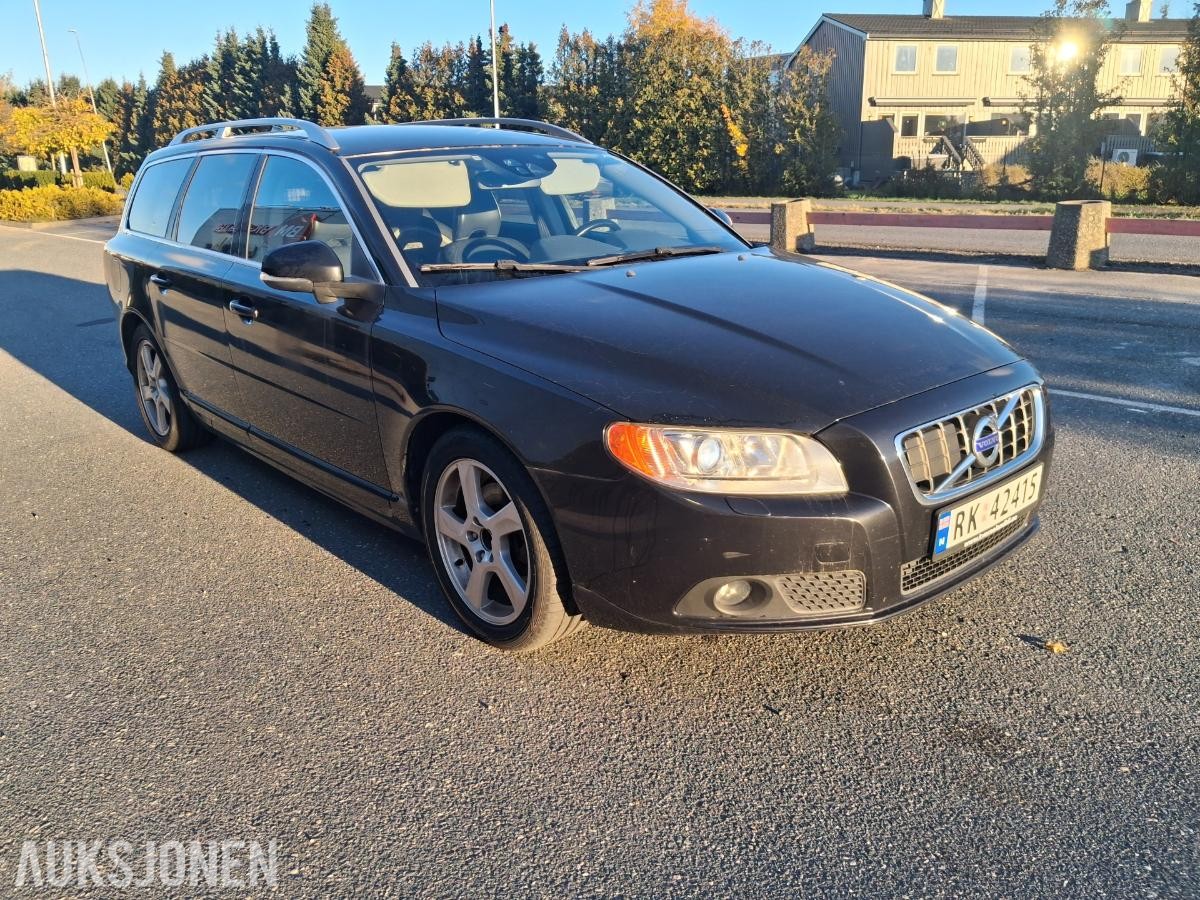 2012 VOLVO V70 1.6 DIESEL 114HK SKINNSETER S+V DEKK *INGEN MINSTEPRIS*