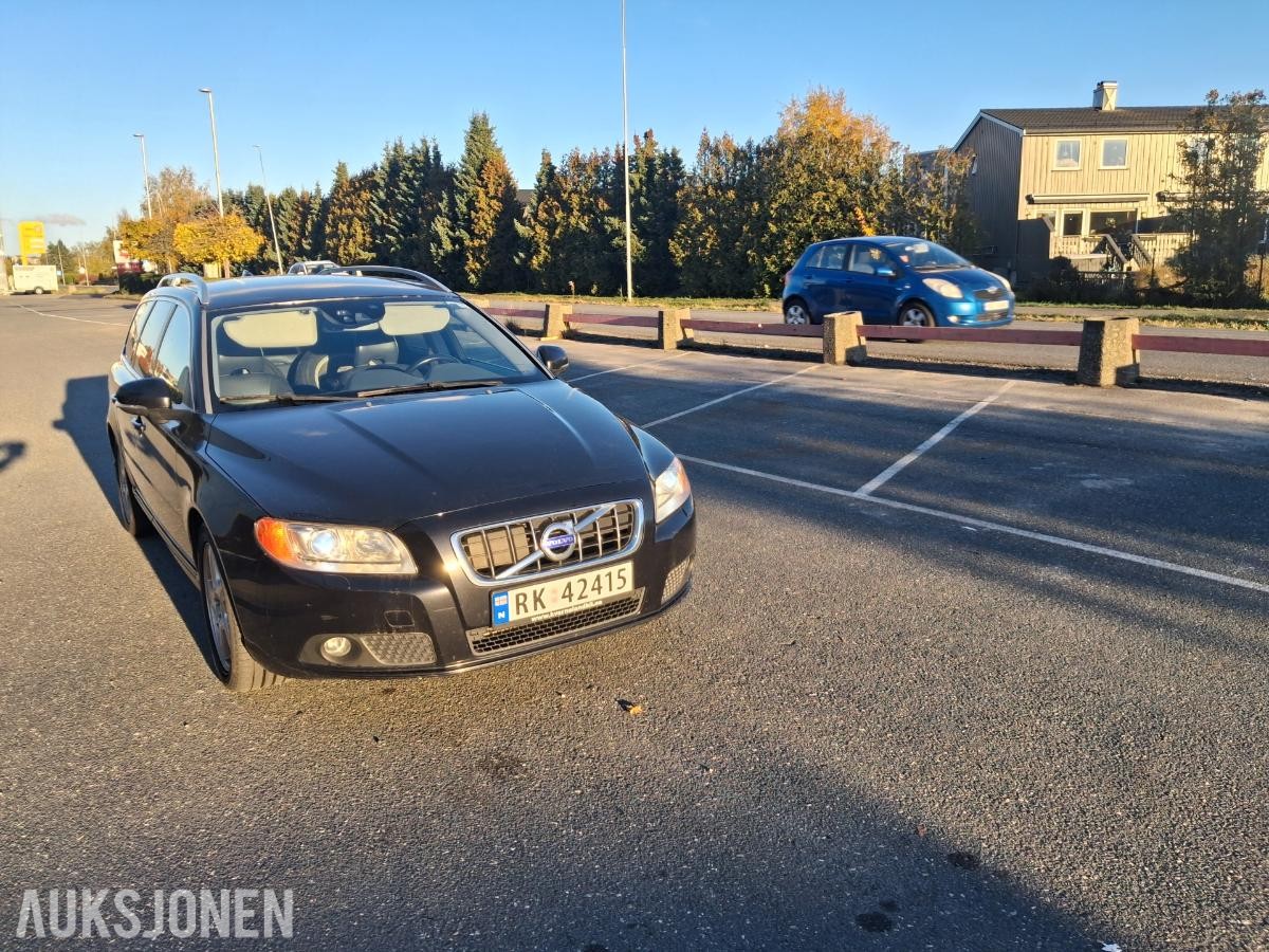 2012 VOLVO V70 1.6 DIESEL 114HK SKINNSETER S+V DEKK *INGEN MINSTEPRIS*