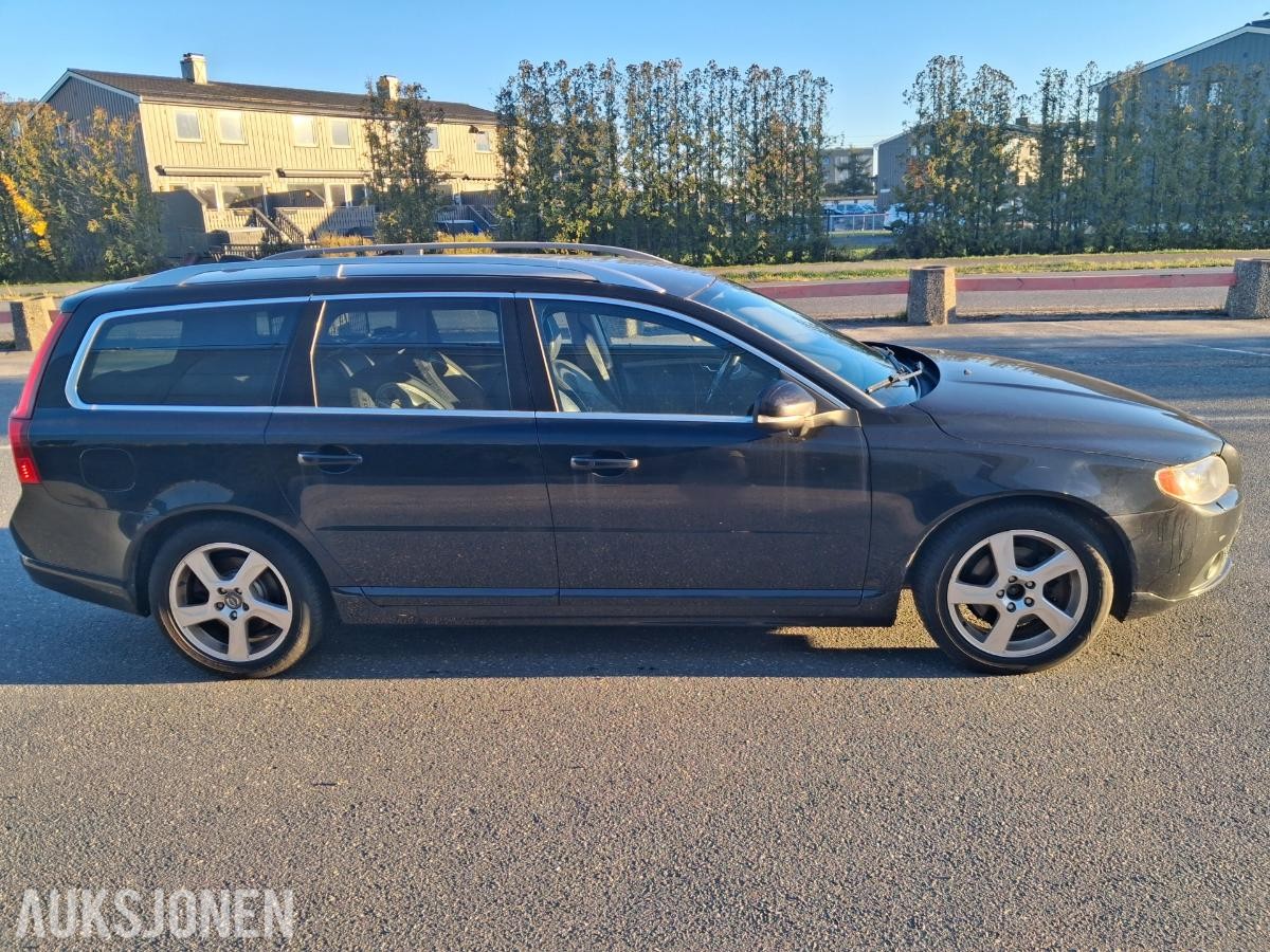 2012 VOLVO V70 1.6 DIESEL 114HK SKINNSETER S+V DEKK *INGEN MINSTEPRIS*