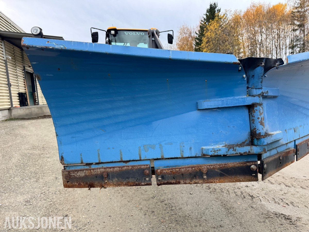 1995 Nymek FB 280 skjær med fjærende slitestål. Trima feste