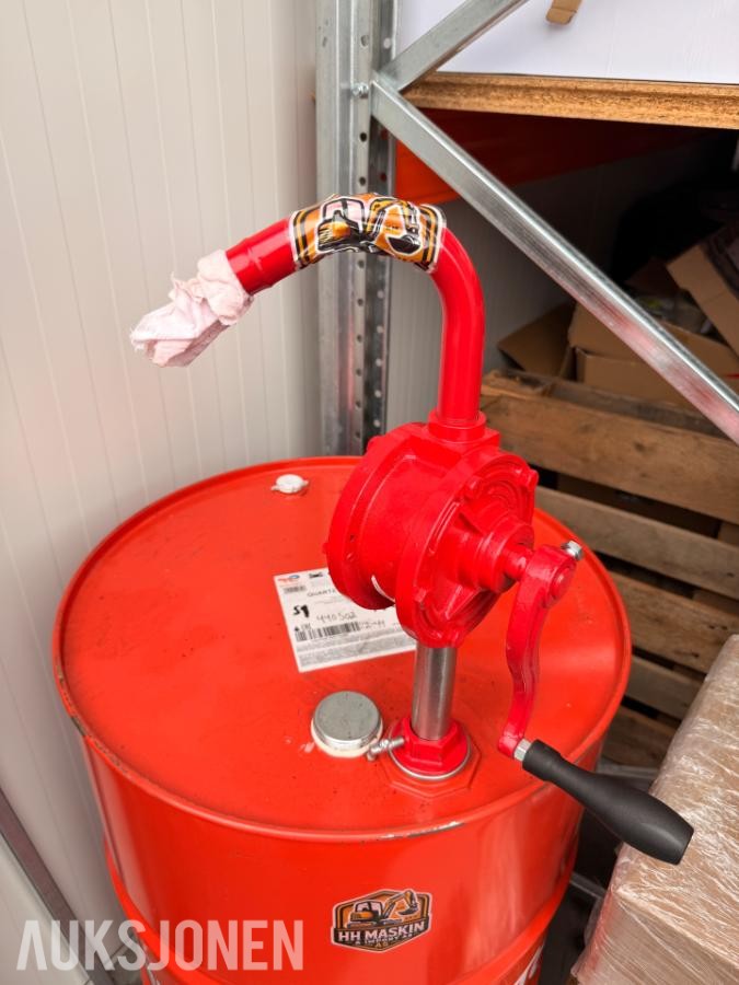 5W30 OLJE PÅ FAT M/ PUMPE 5W30 *Ingen minstepris*