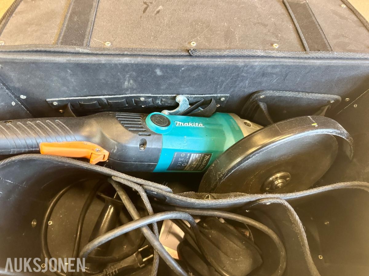 2012 Makita GA9010C vinkelsliper 230 mm 2000 W med koffert