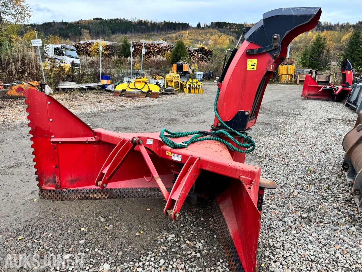 2015 Dalen 2006-110 snøfreser med hydraulisk sving og tut