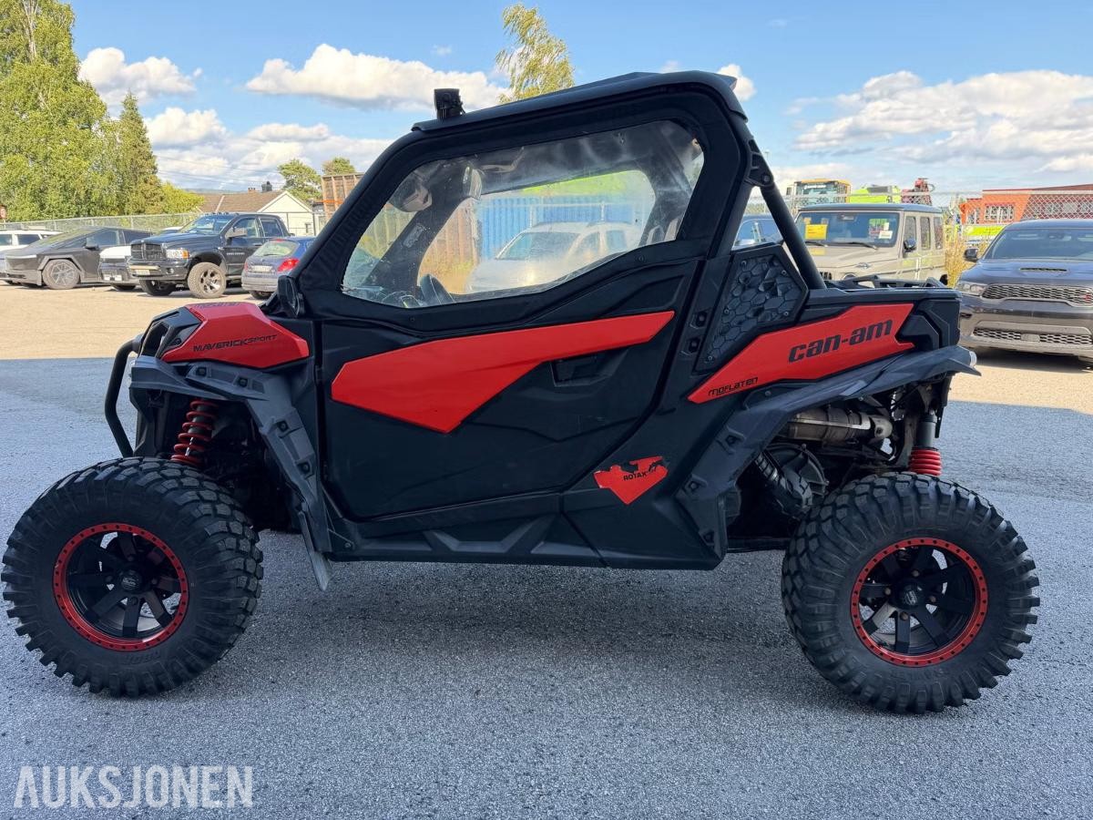 2020 Can-Am Maverick Sport T