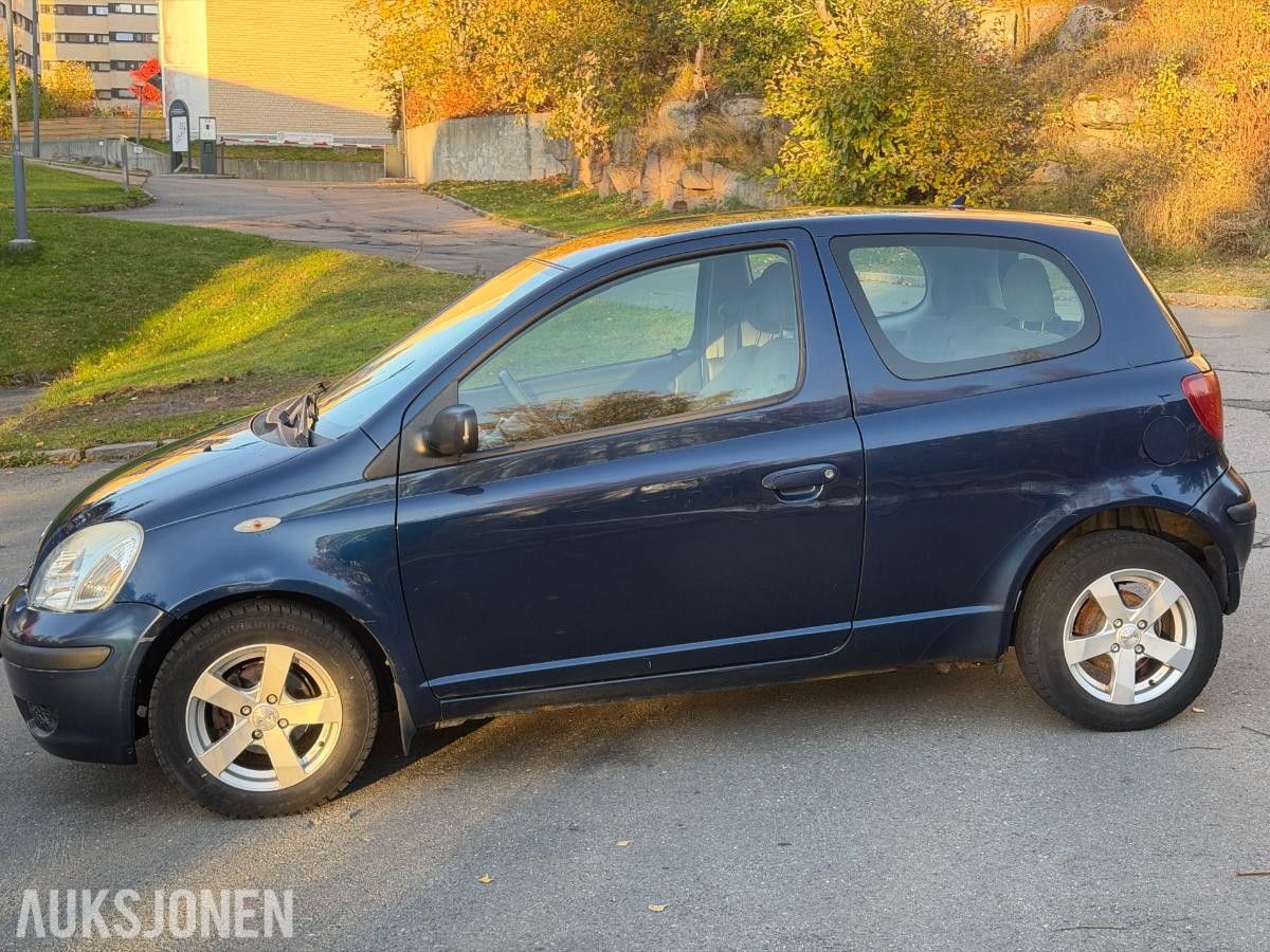 2003 Toyota Yaris 1.3, 116199km, Automat