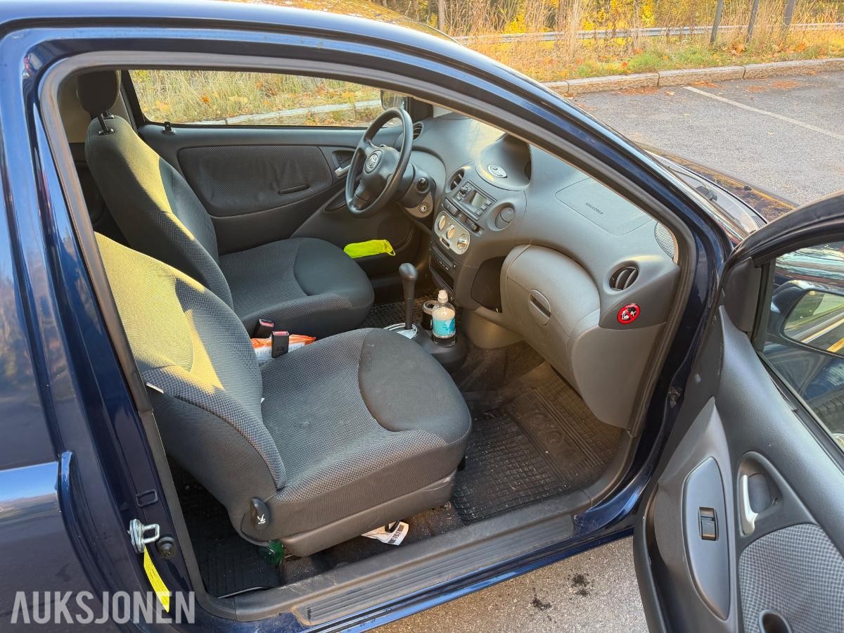 2003 Toyota Yaris 1.3, 116199km, Automat