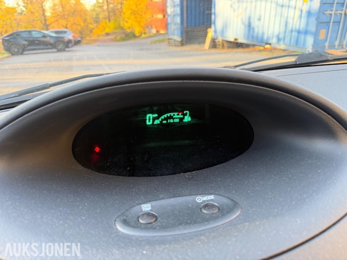 2003 Toyota Yaris 1.3, 116199km, Automat