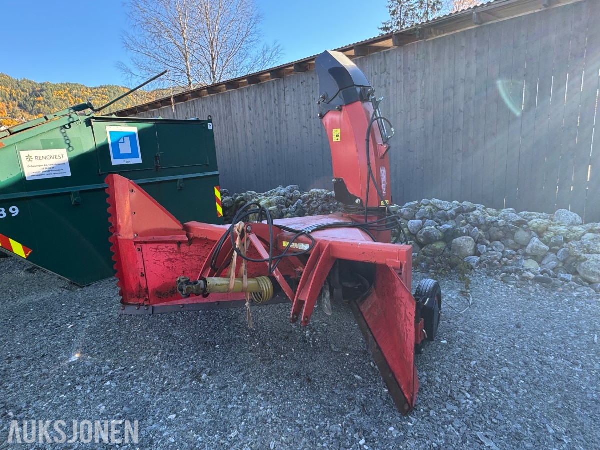 2015 Dalen 2006-010 Snøfres – hydraulisk utkaster, kraftoverføringsdrift