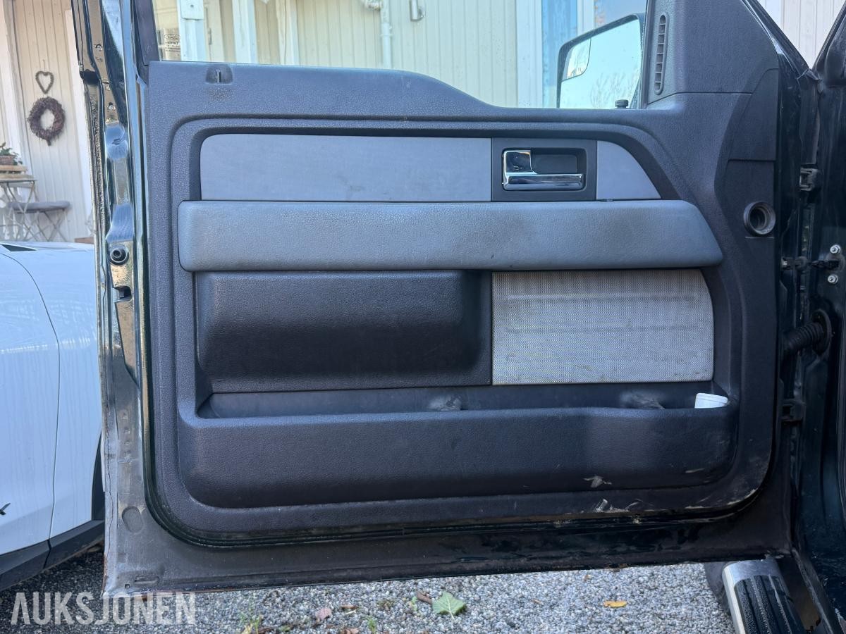 2012 Ford F-150 3.5-370 AWD pickup - 241601km