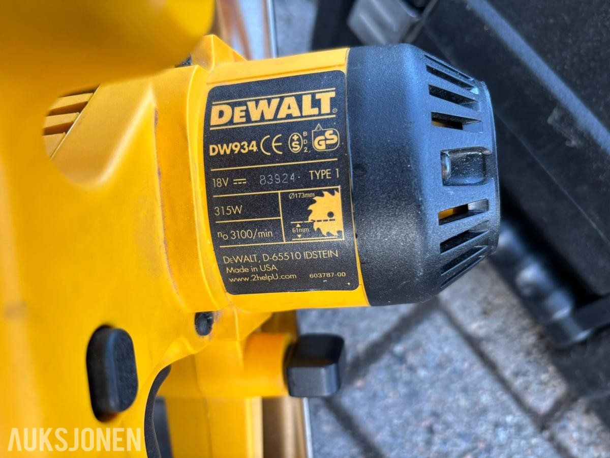 4 stk. batteridrevne sirkelsager -  DeWalt, Milwaukee og Panasonic brukt/utestet
