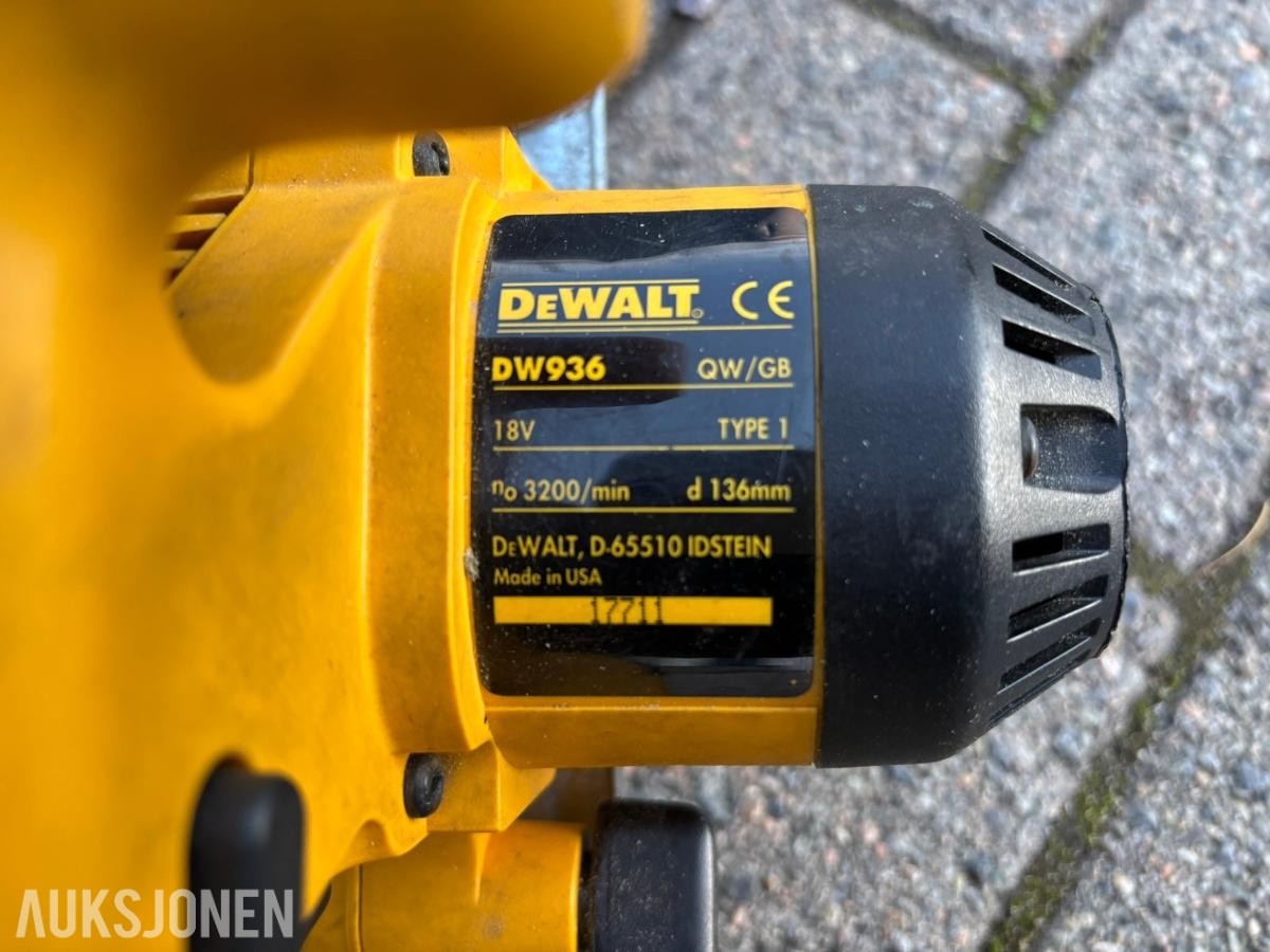 4 stk. batteridrevne sirkelsager -  DeWalt, Milwaukee og Panasonic brukt/utestet