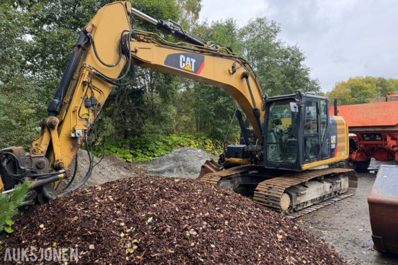 2013 Cat 316EL gravemaskin - Leica GPS Engcon tiltrotator - Pusskuffe - Graveskuffe - 70 cm brede belter - Nylig Sertifisert