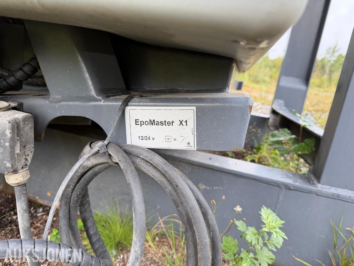 2017 EPOKE SIRIUS COMBI AST - KOMBINERT SALT-/SAND- OG LAKESPREDER