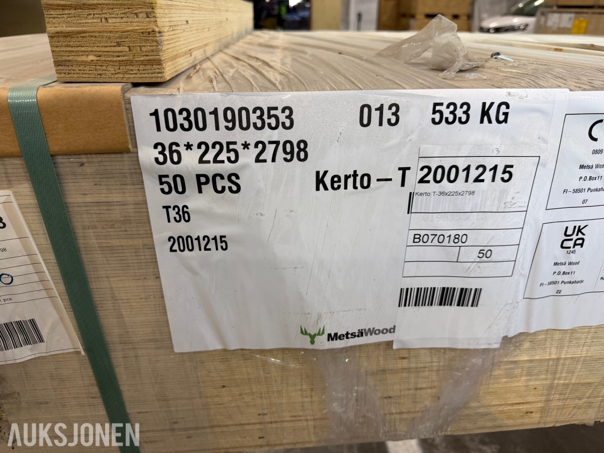 2024 36 x 225 x 2798 mm Kerto-T T36 bjelker