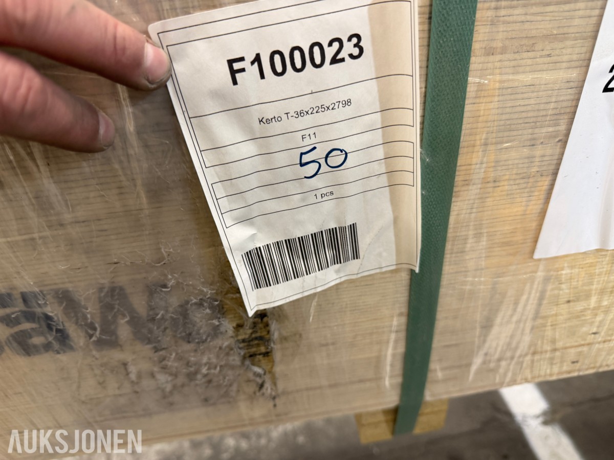 2024 36 x 225 x 2798 mm Kerto-T T36 bjelker
