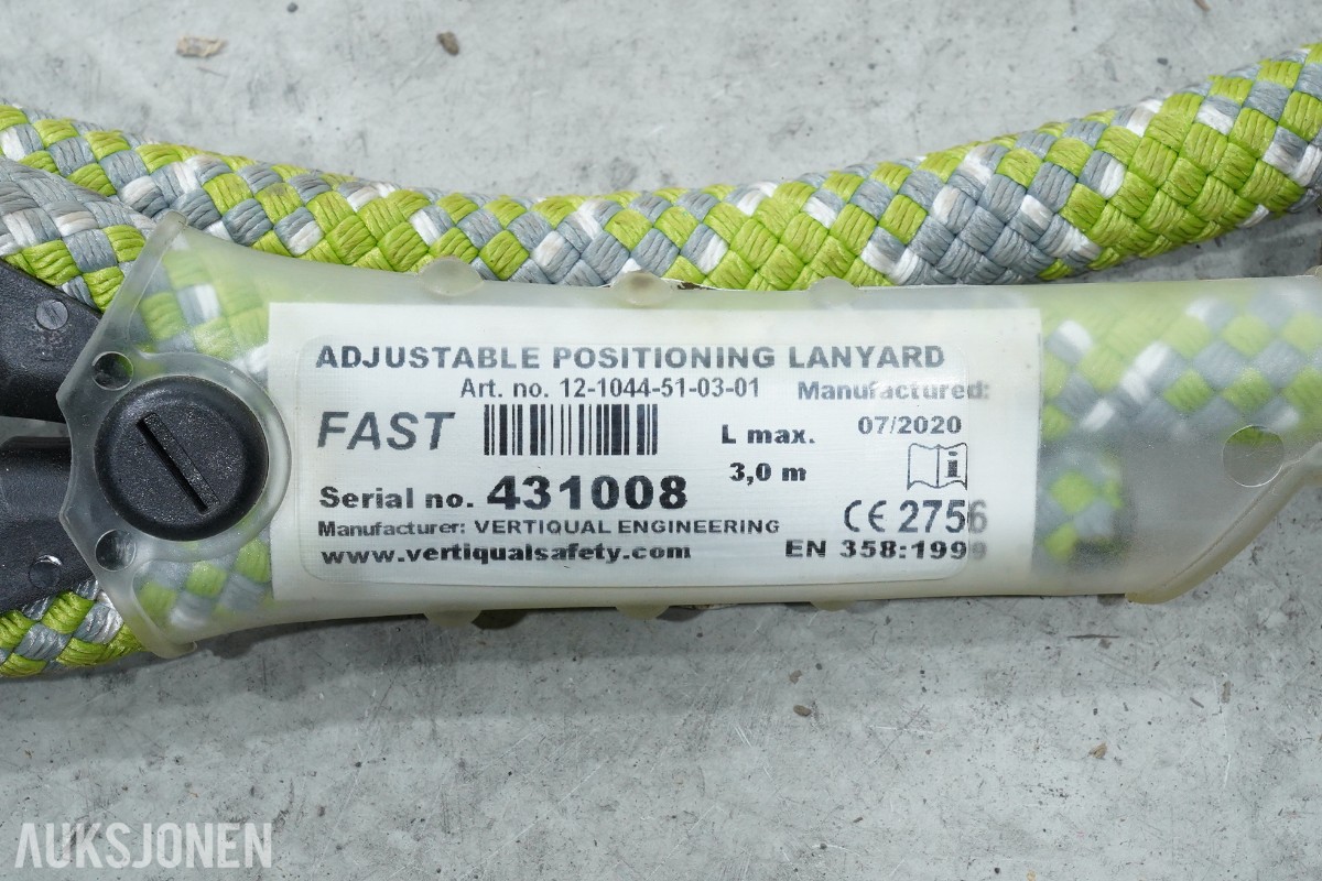 Parti med fallsikringsutstyr, seler, liner og tau