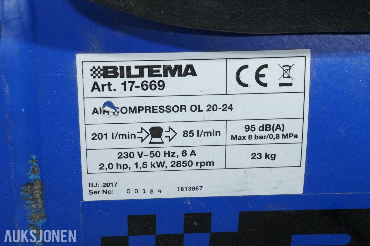 Verksted parti med generator, kompressor, støvsugere og elektroverktøy