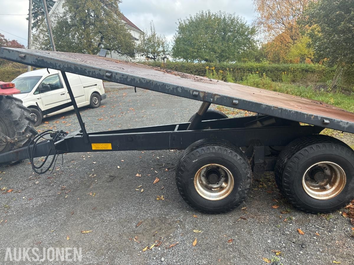 2003 Weckmann M90 traktorhenger med 9000 kg nyttelast