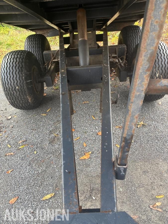 2003 Weckmann M90 traktorhenger med 9000 kg nyttelast