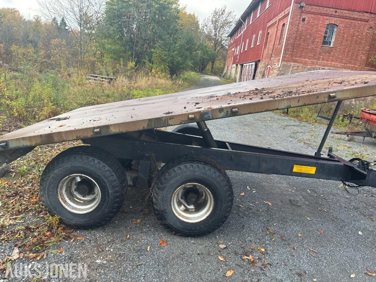2003 Weckmann M90 traktorhenger med 9000 kg nyttelast