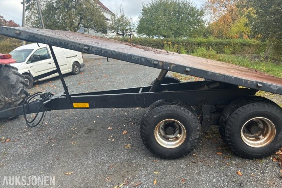 2003 Weckmann M90 traktorhenger med 9000 kg nyttelast