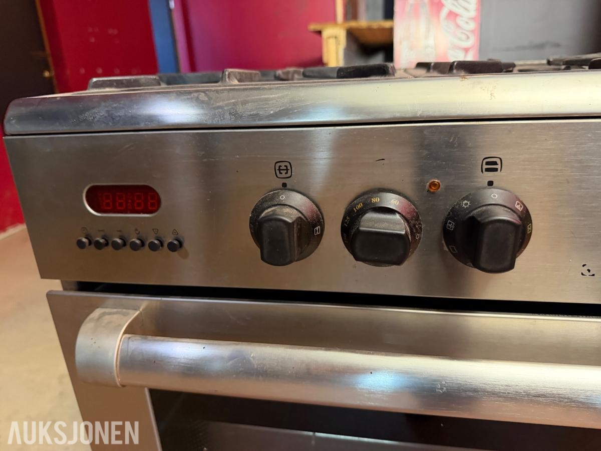 2005 Electrolux kraftig 80 cm gassovn med bakerovn 230v EKM9940X