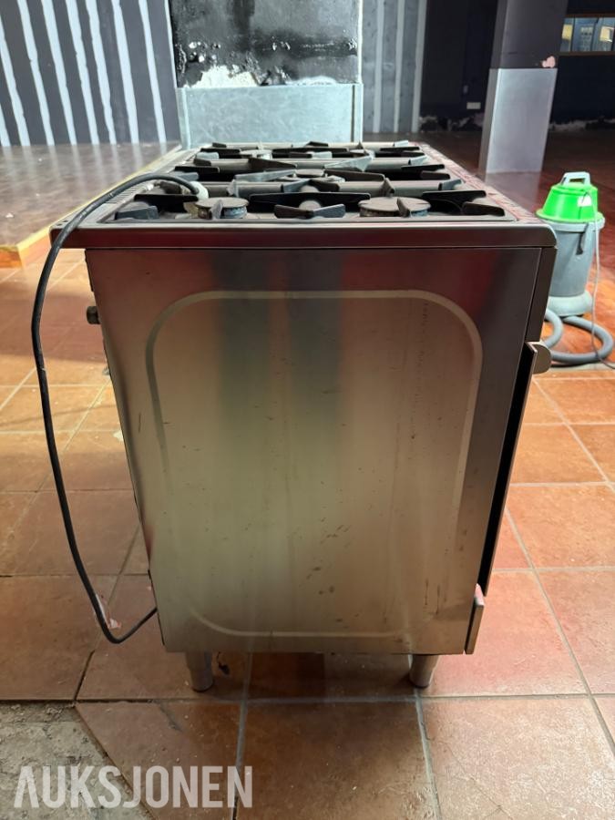 2005 Electrolux kraftig 80 cm gassovn med bakerovn 230v EKM9940X