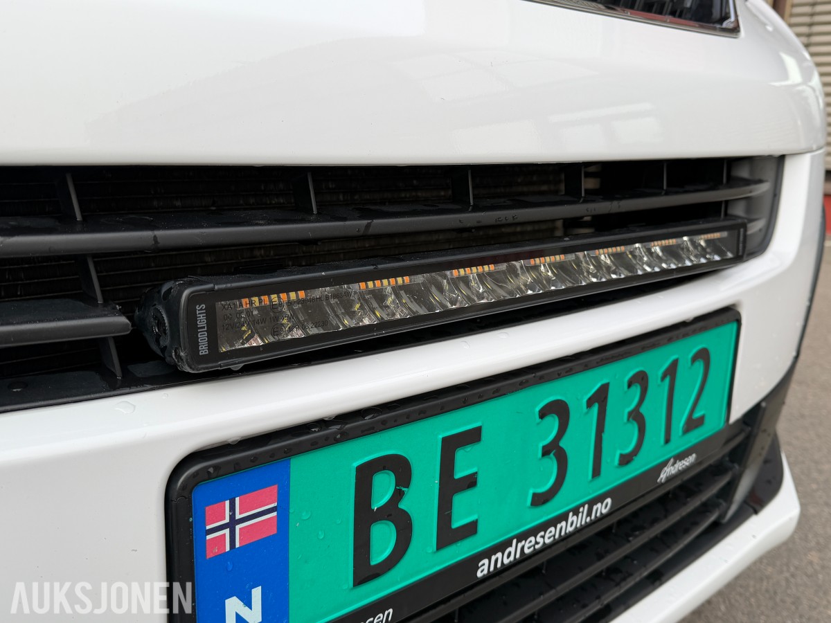 2022 PEUGEOT EXPERT 2,0 BLUEHDI 140HK L2 AUTOMAT HENGERFESTE CRUISE