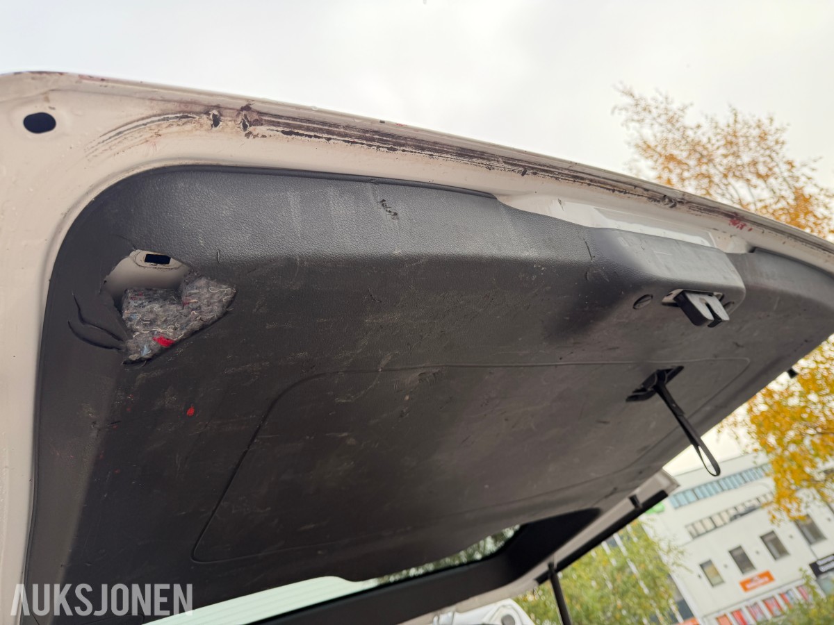 2022 PEUGEOT EXPERT 2,0 BLUEHDI 140HK L2 AUTOMAT HENGERFESTE CRUISE
