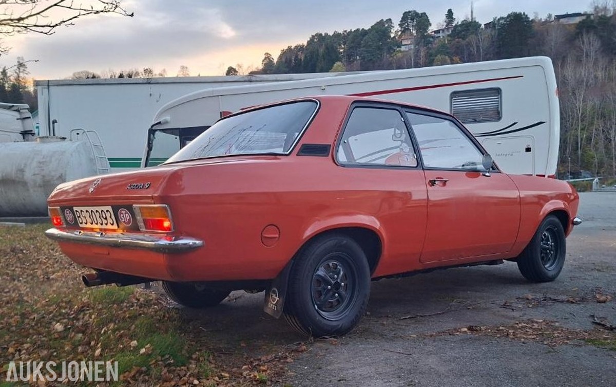 1972 OPEL ASCONA 1.6 80HK 2-DØRS NY WEBER FORGASSER