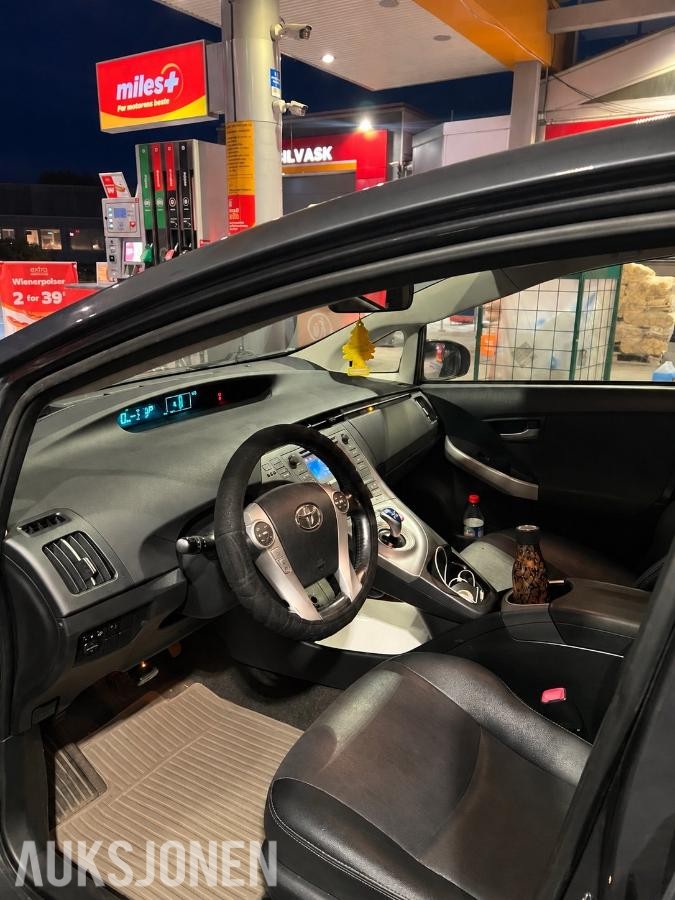 2013 Toyota Prius 1.8 Hybrid 136hk Cruisekontroll EU ok til 10.2027