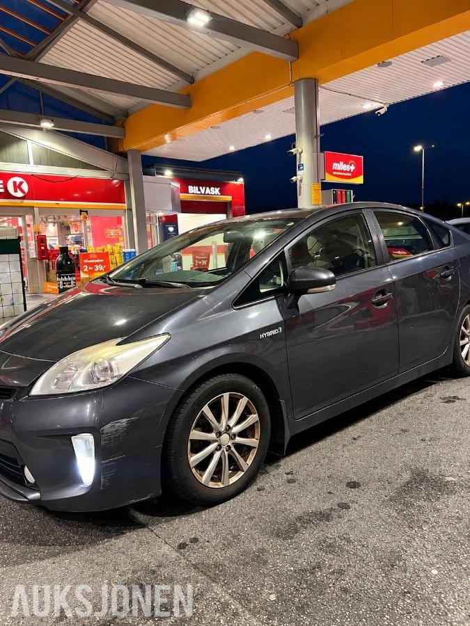 2013 Toyota Prius 1.8 Hybrid 136hk Cruisekontroll EU ok til 10.2027