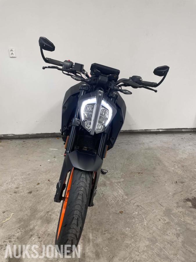 2022 KTM 125 Duke